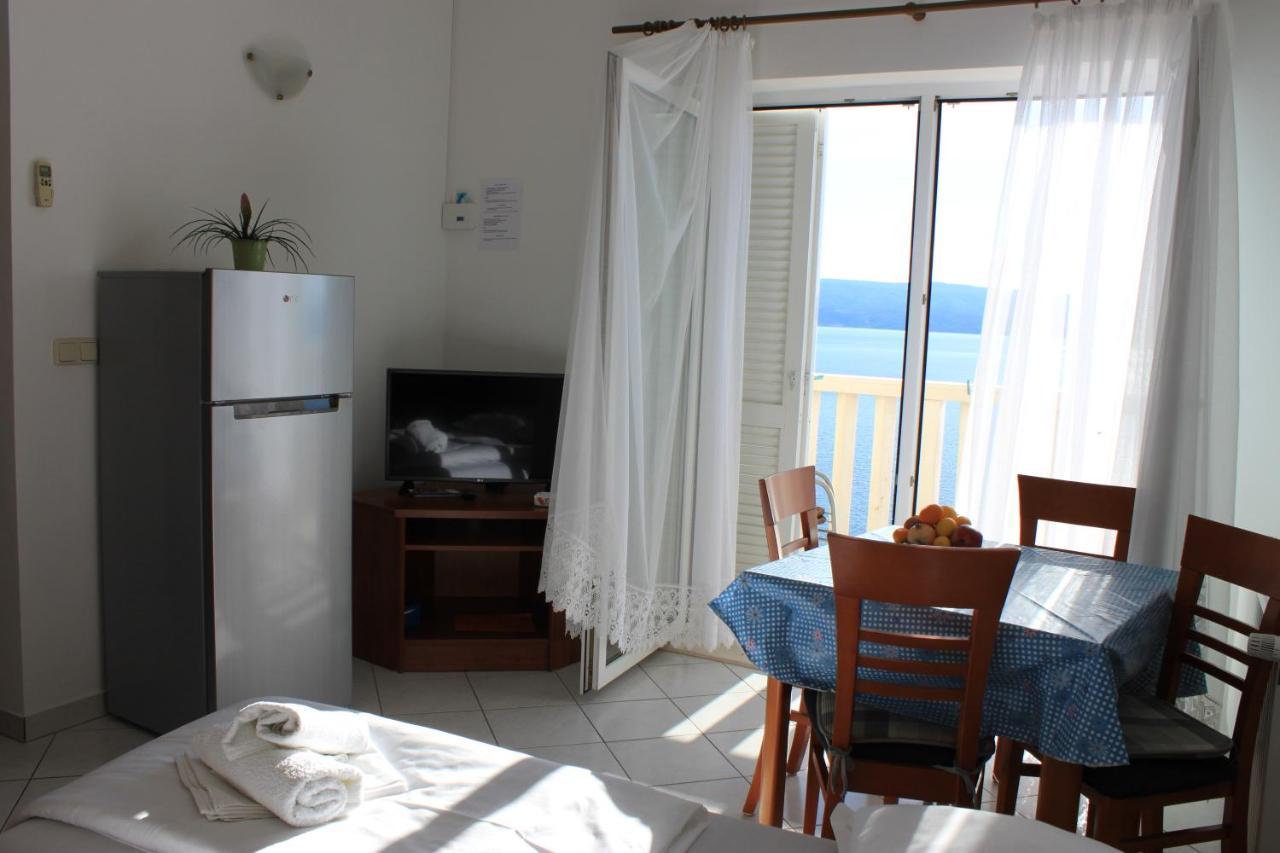 Pile Apartments 4 오미스 외부 사진